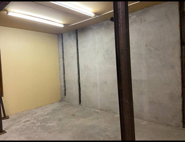 1,337M² OFFICE FOR SALE IN WESTLAKE